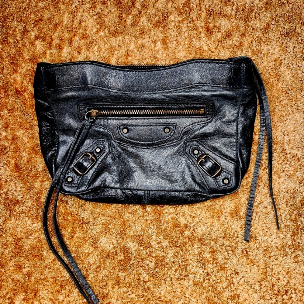 Balenciaga motorcross classic porte-toillette case in black